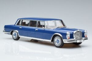 Mercedes S-Class 600 W100 LWB Pullman Azul Escuro MCG 1:18 MCG18189 Metal - imagem 4 de 6