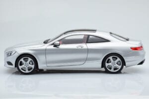 Mercedes S-Class W222 Iridium Prata Norev 1:18 B66961242 Metal - imagem 4 de 8