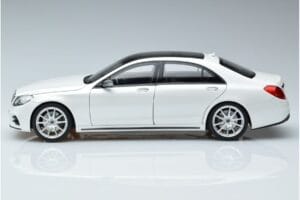 Mercedes S-Class W222 AMG Line Norev 1:18 183792 Metal - imagem 4 de 7