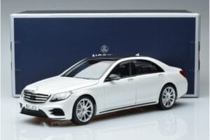 Mercedes S-Class W222 AMG Line Norev 1:18 183792 Metal - imagem 7 de 7