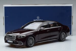 Mercedes S-Class W223 AMG Line Vermelho Norev 1:18 183804 Metal - imagem 8 de 8