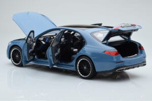 Mercedes S-Class W223 Vintage Azul Norev 1:18 B66960828 Metal - imagem 4 de 7