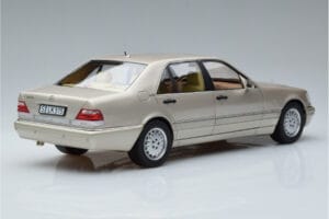 Mercedes S600 W140 Prateado Norev 1:18 183723 Metal - imagem 3 de 7