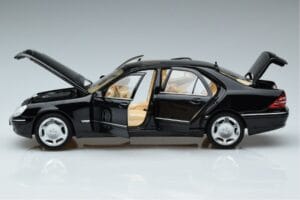 Mercedes S-Class W220 S600 Edição Limitada Norev 1:18 183811 Metal - imagem 4 de 8