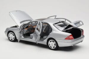 Mercedes S600 W220 Prata Metálico Norev 1:18 183810 Metal - imagem 5 de 8