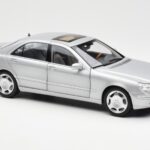 Mercedes S600 W220 Prata Metálico Norev 1:18 - image 6 of 8