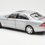 Mercedes S600 W220 Prata Metálico Norev 1:18 - image 7 of 8