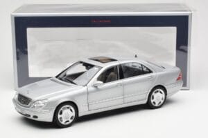 Mercedes S600 W220 Prata Metálico Norev 1:18 183810 Metal - imagem 8 de 8