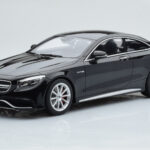 Mercedes AMG S63 C217 Coupe Preto GT Spirit 1:18