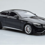 Mercedes AMG S63 C217 Coupe Preto GT Spirit 1:18 - image 4 of 6