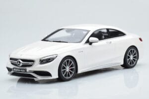 Mercedes AMG S63 C217 Coupe Branco GT Spirit 1:18