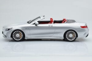 Mercedes AMG S65 A217 Cabriolet Prata GT Spirit 1:18 GT764 Resina - imagem 3 de 6