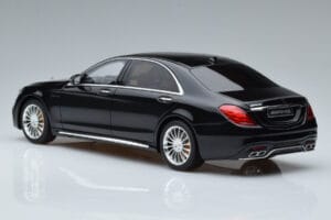 Mercedes AMG S65 W222 Preto GT Spirit 1:18 GT228 Resina - imagem 5 de 6