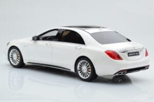 Mercedes AMG S65 W222 Branco GT Spirit 1:18 B66960371 Resina - imagem 5 de 8