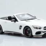 Mercedes AMG SL63 R231 Branco GT Spirit 1:18 - image 4 of 6