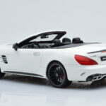 Mercedes AMG SL63 R231 Branco GT Spirit 1:18 - image 5 of 6