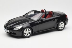 Mercedes SLK R171 Obsidian Preto Metálico Minichamps 1:18 B66962319