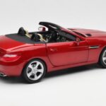Mercedes SLK R172 Designo Zircon Vermelho Minichamps 1:18 B66960513 - image 3 of 8