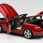Mercedes SLK R172 Designo Zircon Vermelho Minichamps 1:18 B66960513 - image 5 of 8