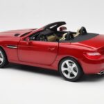 Mercedes SLK R172 Designo Zircon Vermelho Minichamps 1:18 B66960513 - image 7 of 8