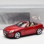 Mercedes SLK R172 Designo Zircon Vermelho Minichamps 1:18 B66960513 - image 8 of 8