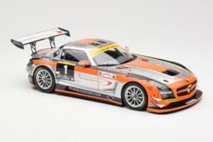Mercedes SLS AMG GT3 #1 Team Abu Dhabi By Black Falcon K. Al Qubaisi / Edwards / M. Bleekemolen / B. Schneider Winners 24 Hou - imagem 4 de 6
