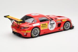 Mercedes SLS AMG GT3 #35 Team Black Falcon T. Heyer / Jafer / Lemeret 24 Hours of Spa 2011 Minichamps 1:18 151113135 Metal - imagem 2 de 6
