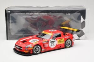 Mercedes SLS AMG GT3 #35 Team Black Falcon T. Heyer / Jafer / Lemeret 24 Hours of Spa 2011 Minichamps 1:18 151113135 Metal - imagem 6 de 6