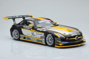Mercedes SLS AMG GT3 Team Erebus Motorsport #36 B. Schneider / A. Jager / C. Roloff Winners Bathurst 12 Hours 2013 Minichamps - imagem 4 de 6