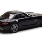 Mercedes SLS AMG Obsidian Preto Metálico Minichamps 1:18 B66960042 - image 3 of 7
