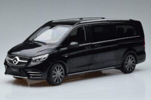 Mercedes V-Class W447 V260L Preto Mercedes 1:18 QALCN89911150 Metal