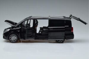 Mercedes V-Class W447 V260L Preto OEM 1:18 QALCN89911150 Metal - imagem 5 de 8
