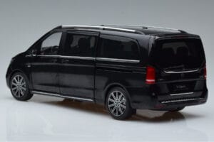 Mercedes V-Class W447 V260L Preto OEM 1:18 QALCN89911150 Metal - imagem 6 de 8