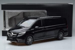 Mercedes V-Class W447 V260L Preto OEM 1:18 QALCN89911150 Metal - imagem 8 de 8
