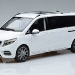 Mercedes V-Class W447 V260L Branco Mercedes 1:18 QALCN89911149 Metal