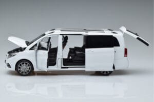 Mercedes V-Class W447 V260L Branco OEM 1:18 QALCN89911149 Metal - imagem 5 de 8