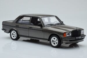 Mercedes W123 AMG 280 Cinzento Otto 1:18 OT750 Resina - imagem 4 de 6