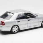 Mercedes C36 AMG W202 Prata UT Models 1:18 - image 2 of 6