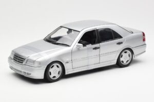 Mercedes C36 AMG W202 Prata UT Models 1:18