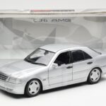 Mercedes C36 AMG W202 Prata UT Models 1:18 - image 6 of 6