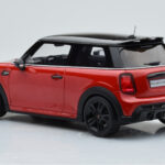 Mini Cooper S JCW F56 Vermelho Otto 1:18 - image 5 of 6