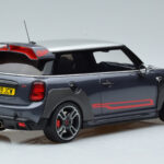Mini John Cooper Works GP F56 Cinzento Otto 1:18 - image 2 of 6