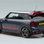 Mini John Cooper Works GP F56 Cinzento Otto 1:18 - image 5 of 6