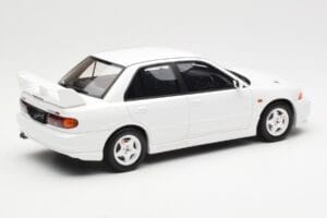 Mitsubishi Lancer Evo III Scotia Branco Otto 1:18 OT1065 Resina - imagem 2 de 6