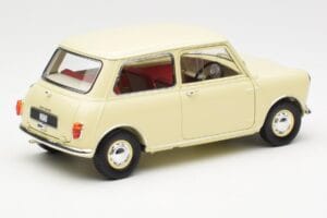 Morris Mini Minor Branco Kyosho 1:18 08964W Metal - imagem 3 de 8
