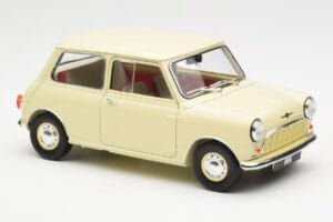 Morris Mini Minor Branco Kyosho 1:18 08964W Metal - imagem 6 de 8