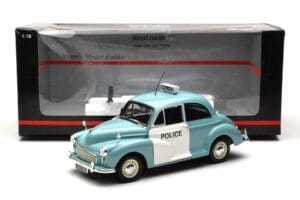 Morris Minor Polícia Azul & Branco Minichamps 1:18 150137090 Metal - imagem 8 de 8