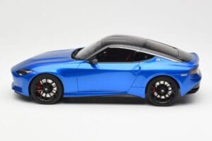 Nissan Fairlady Z Z35 Bayside Azul GT Spirit 1:18 GT387 Resina - imagem 3 de 6