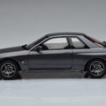 Nissan Skyline GT-R BNR32 Nismo Cinzento Otto 1:18 - image 3 of 6