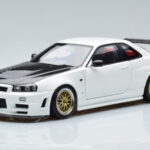 Nissan Skyline GT-R R34 Nismo Z-Tune Branco MotorHelix 1:18